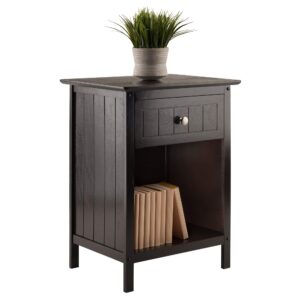 Winsome Blair Accent Table, Coffee, 18.9 x 14.96 x 25