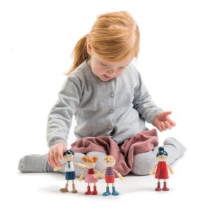 Tender Leaf Toys - Doll Family - Cute Wooden Flexible Doll Family for Kid's Dollhouse, Four Pcs of Multicultural Mom, Dad, Boy and Girl - Age 3+