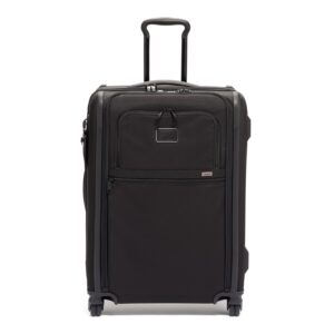 tumi - alpha short trip expandable 4-wheeled packing case - roller bag for short trips & weekend getaways - luggage with 4 spinner wheels - travel suitcase for men & women - black