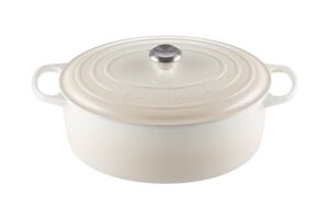 le creuset enameled cast iron signature oval dutch oven, 9.5 qt., meringue