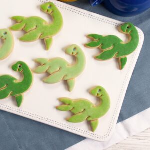 Set of 2 Loch Ness cookie cutters (Designs: Loch Ness and 3-piece Lochness), 2 pieces - Bakerlogy