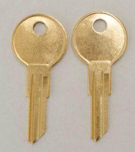 keys22 two replacement keys for herman miller file cabinet office furniture cut to lock/key numbers from um227 to um350 pre cut to code (um324)