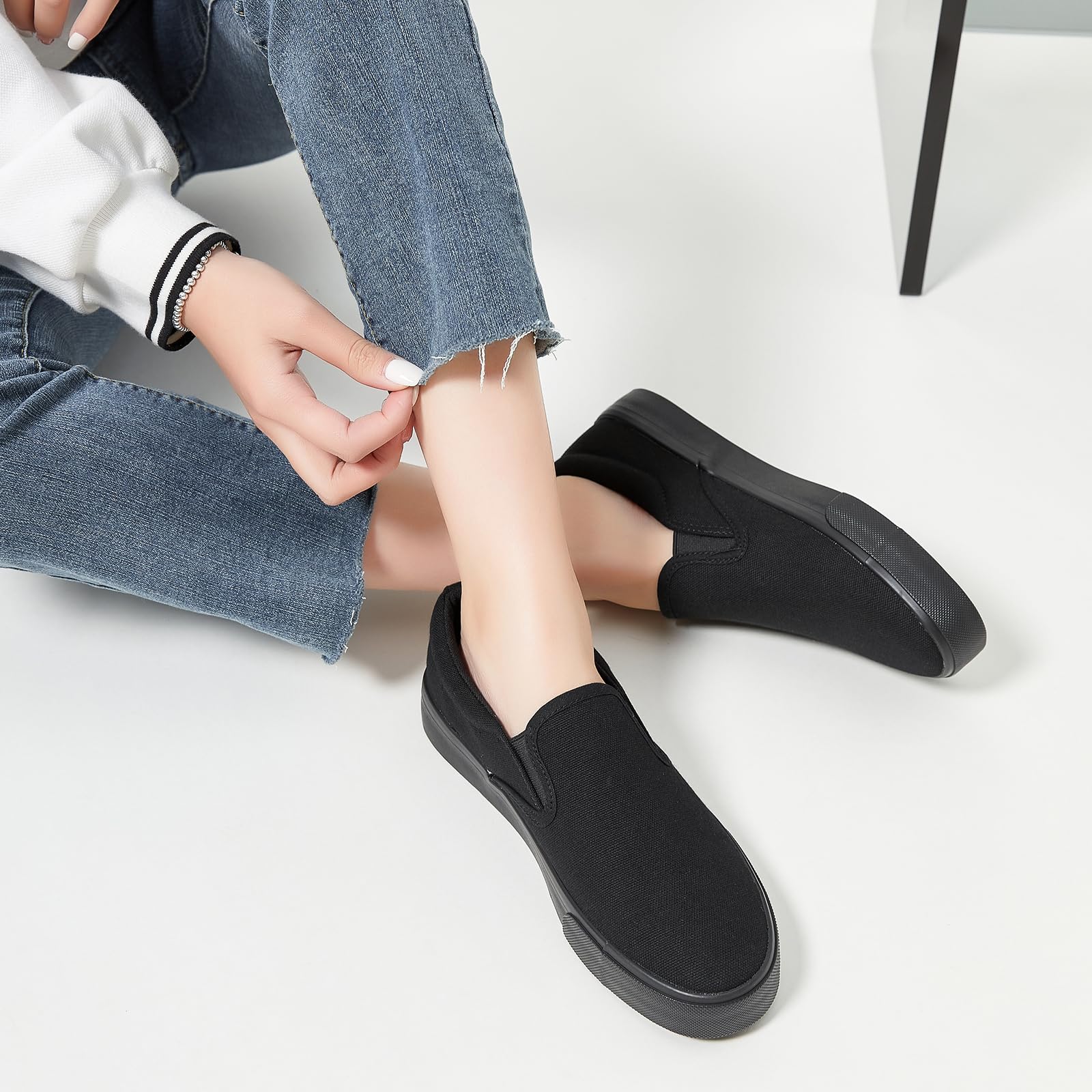 Women's Canvas Slip On Shoes Fashion Sneakers Flats Shoes White Canvas Shoes(Full Black.US6)