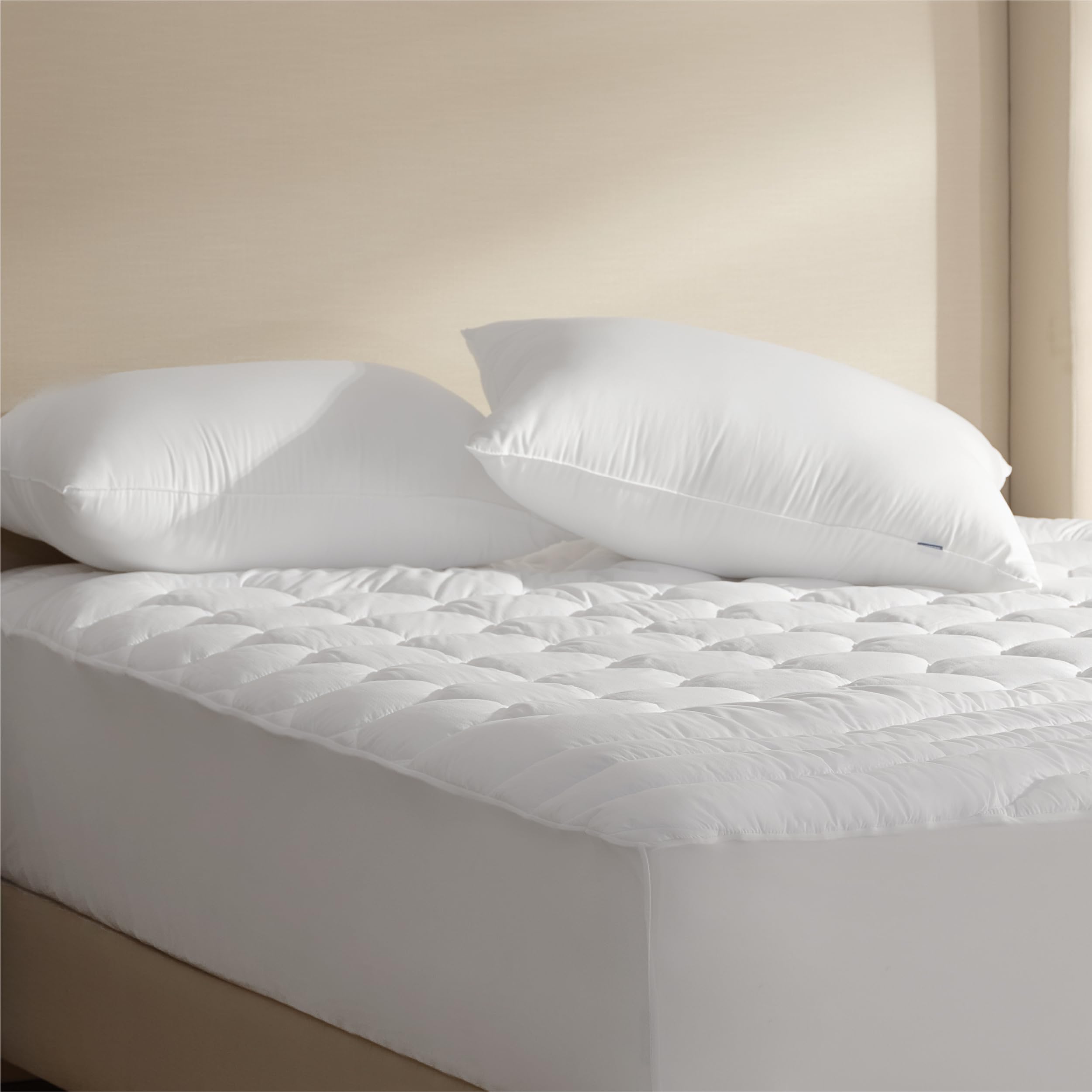 Bedsure Pillows Standard Size Set of 2 - Standard Size Bed Pillows 2 Pack Premium Down Alternative Hotel Pillows Set of 2- Soft and Supportive Dorm Pillows for Side and Back Sleeper