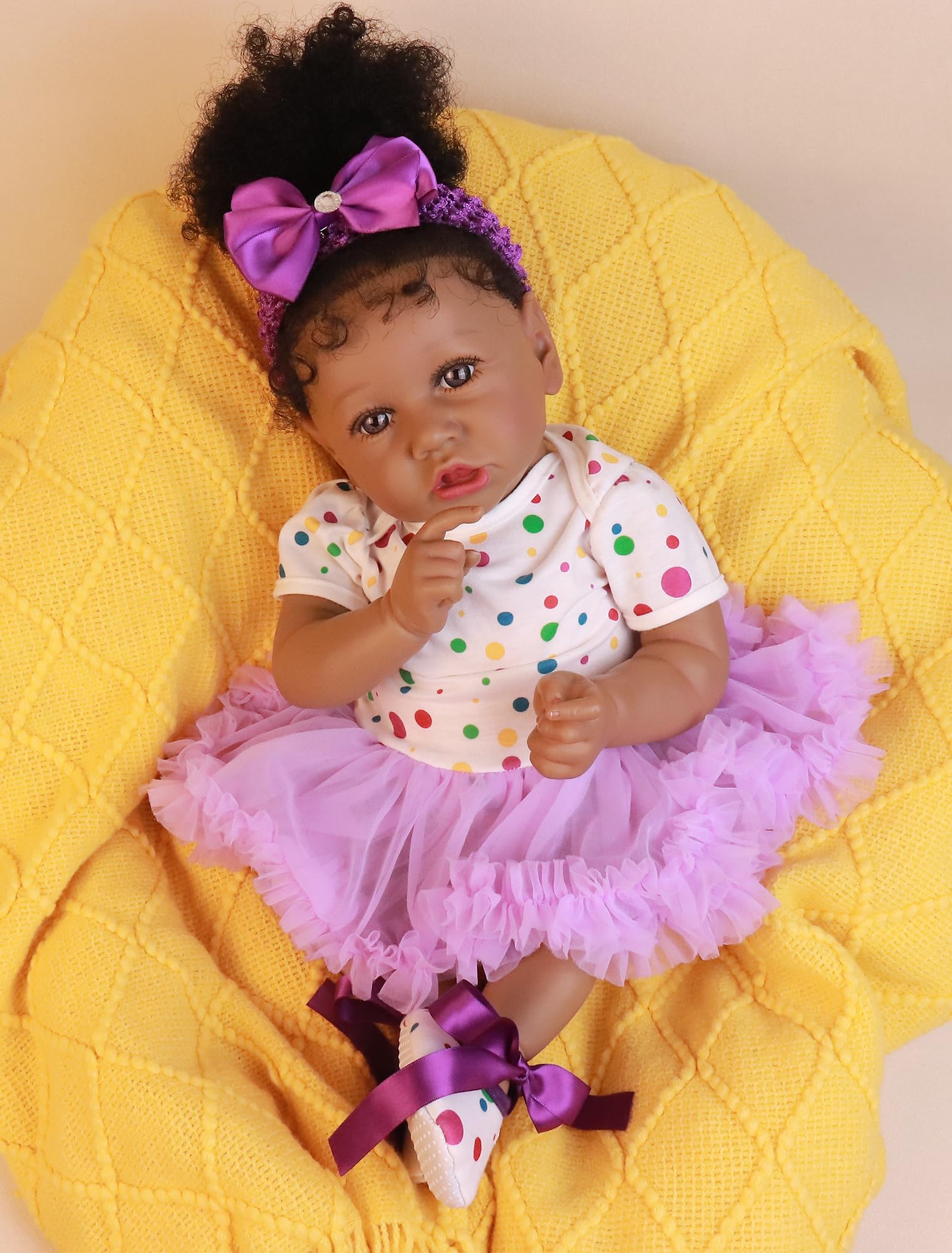 HOOMAI Lifelike Reborn Baby Dolls with Soft Body African American Realistic Girl Doll 22.8 Inch Best Birthday Gift Set