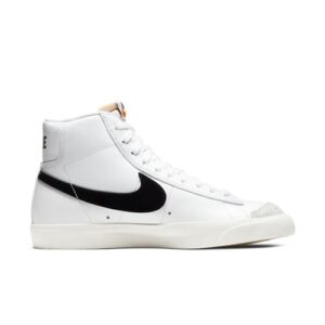 Nike Women's Basketball Shoe, White/Black, 11 US