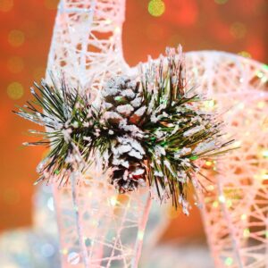 ZHANYIGY 2pc Set White Pinecone Rattan Thread String Christmas Reindeer Figurine Table Desk Decorations Glittering Xmas Holiday Party Supply