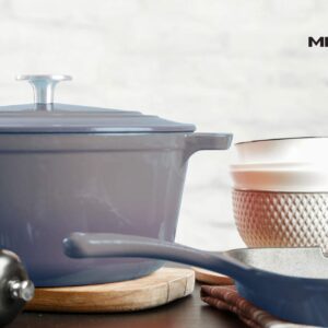 Mirro MIR-19059 4.8 Quart Cast Iron White Enamel Coated Interior Dutch Oven, Grey, Ready to Use