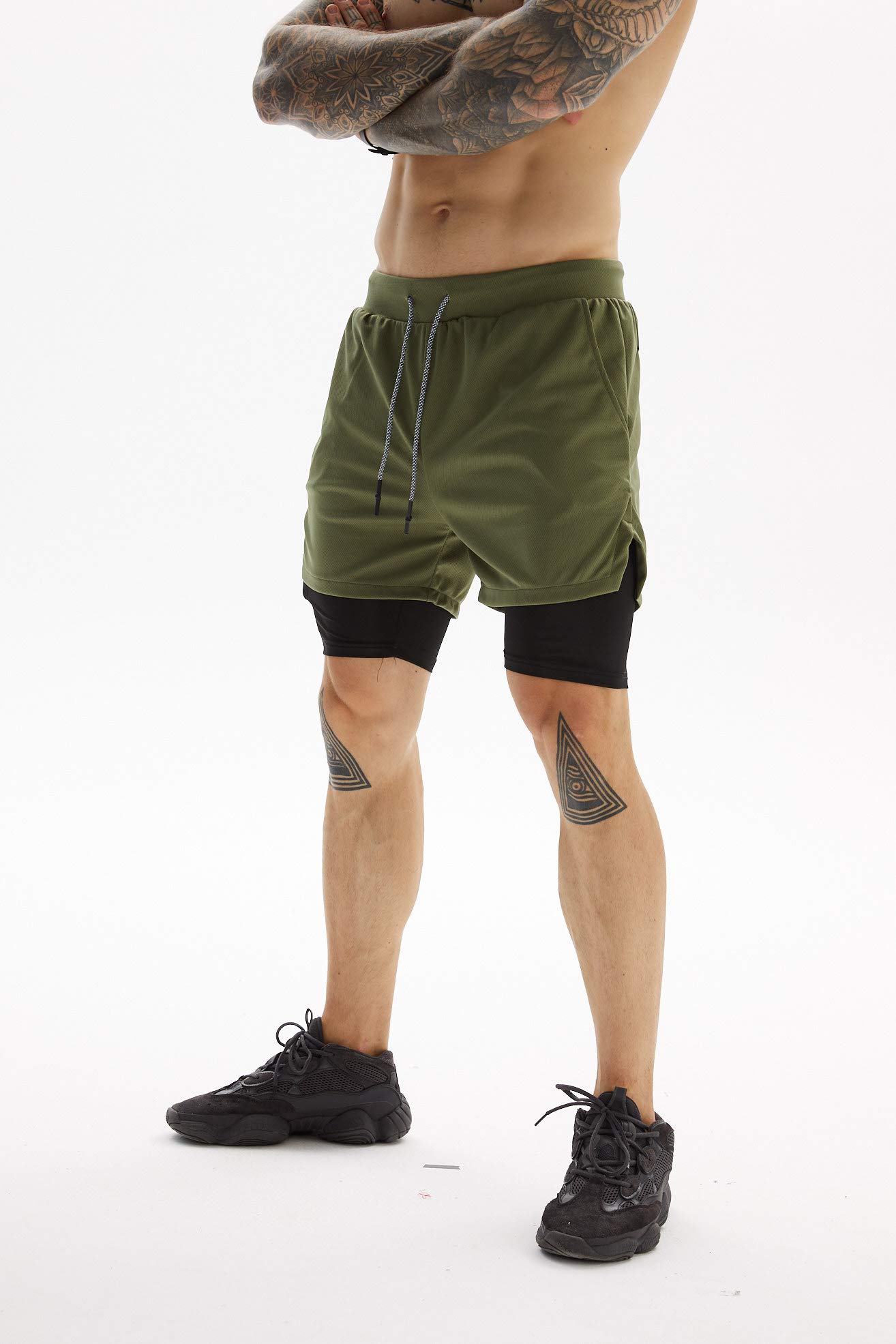 OEBLD Mens Athletic Shorts 2-in-1 Gym Workout Running 7'' Shorts with Towel loop Army Green