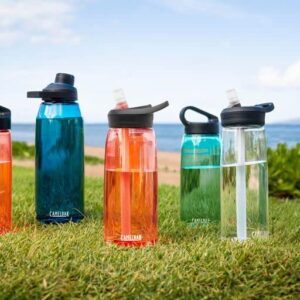 CamelBak Chute Mag BPA Free Water Bottle with Tritan Renew - Magnetic Cap Stows While Drinking, 20oz, Charcoal