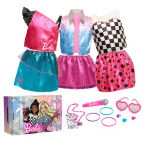 barbie dress up trunk set, 21 fashion accessories included, double sided skirt, size 4-6x, kids toys for ages 3 up, amazon exclusive by just play