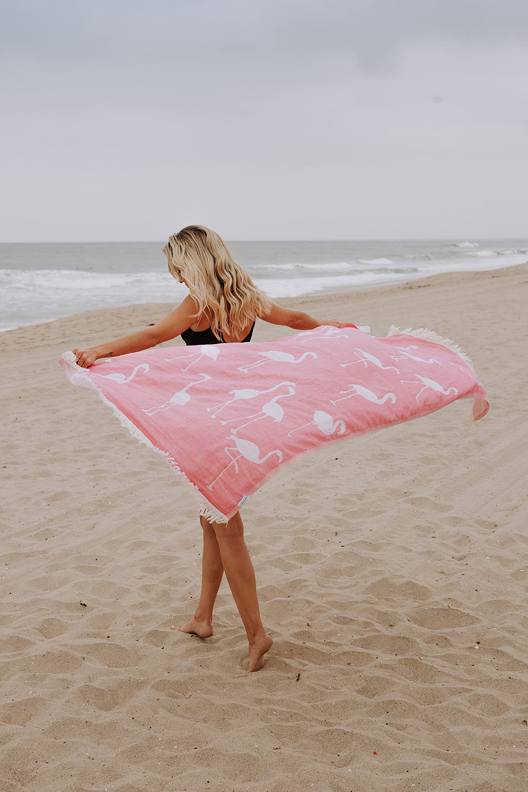 InfuseZen Turkish Towel - Thin & Absorbent Peshtemal Beach Bath Towels - 100% Cotton Oversized Hammam Fouta Towel Lightweight Pool, Gym, Travel Towel with Flamingo Design (Pink)