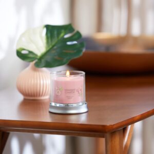 Yankee Candle Fresh Cut Roses Scented, Signature 4.3oz Small Tumbler Single Wick Candle, Over 20 Hours of Burn Time