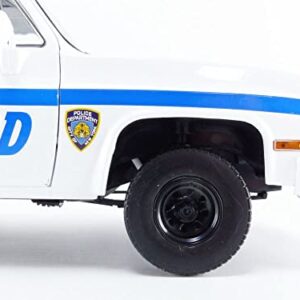 Greenlight 13561 NYPD 1984 CUCV M1008 - New York City Police Department (NYPD) 1:18 Scale