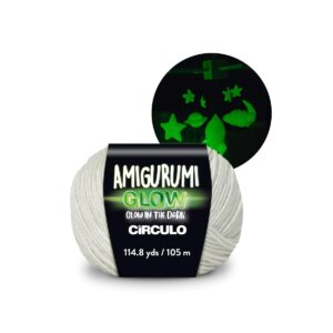 circulo glow in dark fingering yarn, 100% polyester, 114.8 yds /105 m, 1.76 oz / 50 g, ball (pack of 1), green