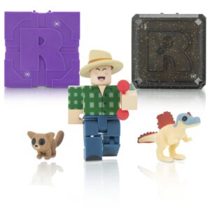 roblox celebrity collection - club pet shop keeper + two mystery figure bundle [includes 3 exclusive virtual items]