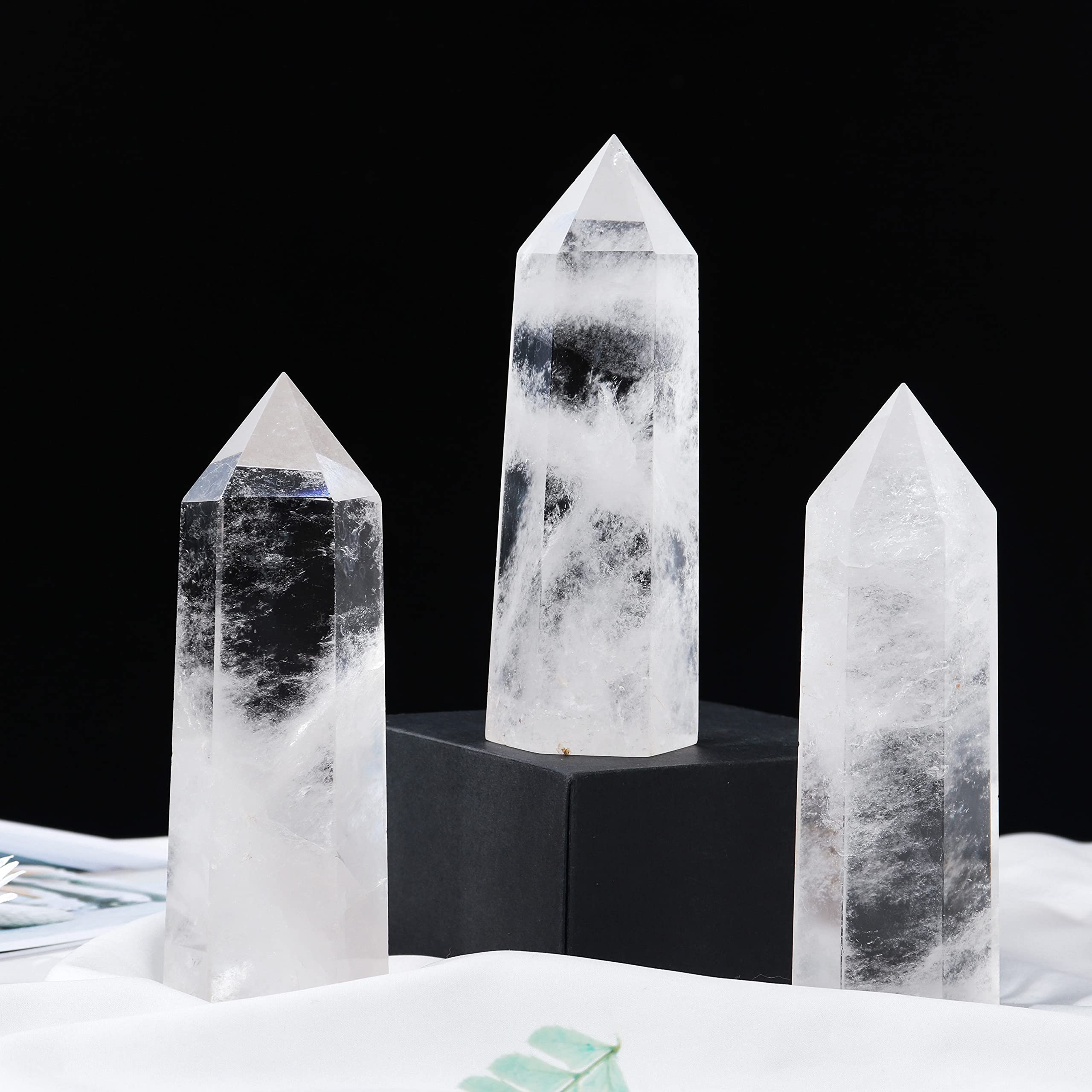 Runyangshi Large Clear Quartz Healing Crystal Wand 4.72"-5" Natural Crystal Tower 6 Faceted Single Point Crystal Prism Wand Natural Quartz Stones for Meditation Reiki Chakra Therapy Home Decor Gift