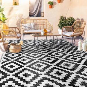 Outdoor Rug,Reversible Mats, Plastic Straw Rug, Modern Indoor Outdoor Area Rug, Large Floor Mat and Rug for Outdoors, RV, Patio, Backyard, Deck, Picnic, Beach, Trailer, Camping, Black & White, 5' x 8'