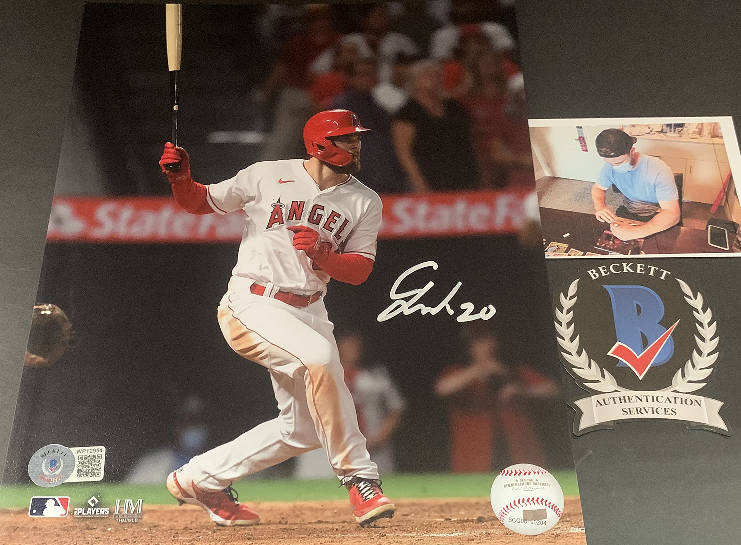 Jared Walsh Los Angeles Angels Autographed Signed 8x10 Beckett WITNESS HOLOGRAM