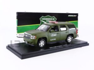 greenlight 86620 collectible model car, green