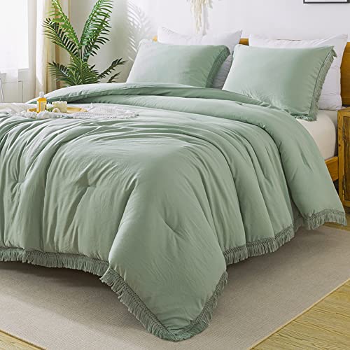 Andency Comforter King Size Bed Set Sage Green, 3 Pieces Boho Lightweight Winter Bedding Comforters & Sets, All Season Soft Tassel Bed Set (104x90In Comforter & 2 Pillowcases)