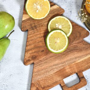 Christmas Tree Shaped Wood Cutting Board for kitchen, Christmas Tree Wooden Serving Tray with Handle, Christmas Decoration Charcuterie Tree Boards 14"L x 11"W