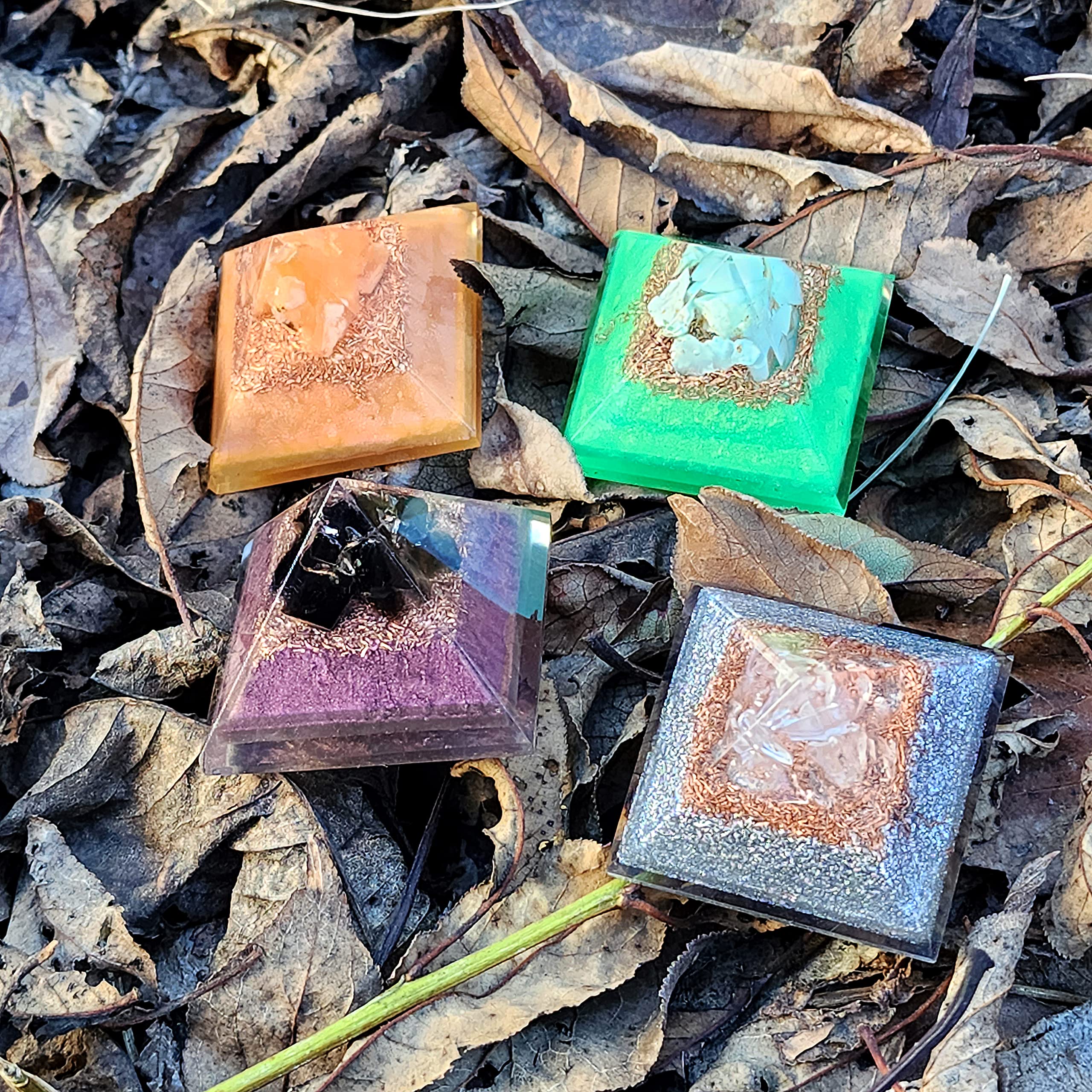 Healing & Cleansing Set - Portable Orgonite Crystal Mini Pyramids of Crystal quartz, Black Obsidian, Chrysoprase, Orange Calcite to feel energized, balanced, grounded, calm and centered