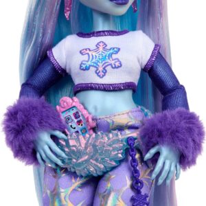 Monster High Doll, Abbey Bominable Yeti with Pet Mammoth Tundra & Accessories Including Furry Scarf & Snowflake Backpack