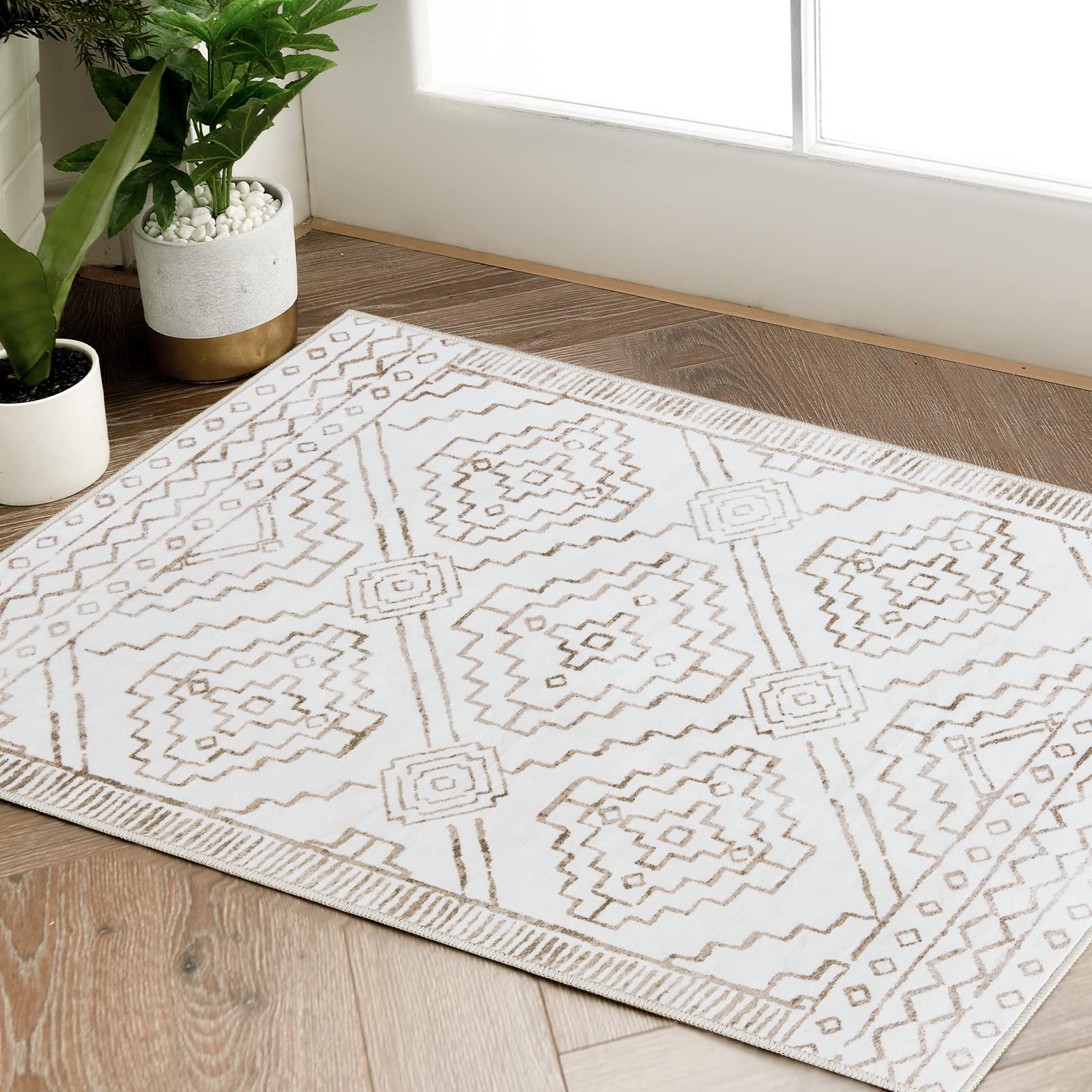 jinchan Area Rug 2x3 Entryway Rug - Washable Moroccan Rug Small Rug Indoor Door Mat Faux Wool Soft Geometric Accent Rug Contemporary Non-Slip Carpet for Bathroom Kitchen Living Room Bedroom Taupe