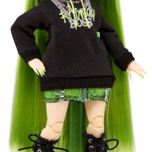 Rainbow High Fantastic Fashion Jade Hunter - Green 11” Fashion Doll and Playset with 2 Complete Doll Outfits, and Fashion Play Accessories, Great Gift for Kids 4-12 Years Old