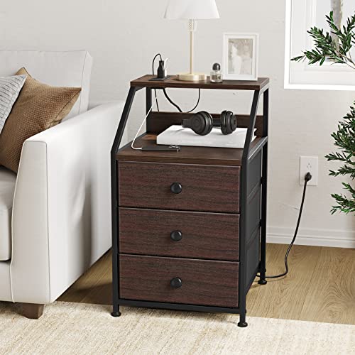 REAHOME Nightstand Set of 2, Brown Night Stands with Charging Station, Bedside Tables with 3 Fabric Drawers and 2-Tier Storage Shelves, Modern Side Table for Bedroom Living Room-Rustic Brown