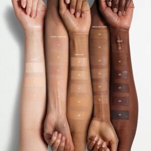 Fenty Beauty by Rihanna Eaze Drop Blurring Skin Tint - COLOR 6