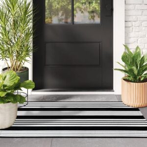 Black and White Striped Outdoor Rug, 2’ x 4.3’ Cotton Hand-Woven Reversible Front Porch Rug Washable Front Door Mat Entryway Rugs Welcome Layered Doormat Carpet for Patio Farmhouse Kitchen