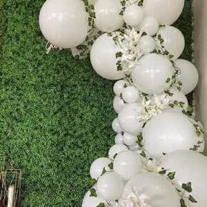 Bezente White Balloons 18 Inch - 30 Pack Large Thick White Balloons Big Round White Latex Balloons for Wedding Baby Shower Anniversary Birthday Party Decorations