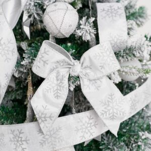 AIMUDI White Christmas Velvet Ribbon Wired 2.5 Inch Silver Glitter Snowflake Wired Ribbon for Wreaths White Ribbon for Christmas Tree, Gift Wrapping, Garland, Holiday Crafts, Topper Bows - 10 Yards