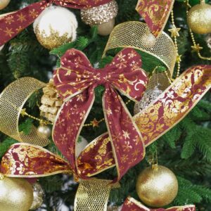 AIMUDI Burgundy Christmas Velvet Ribbon Wired 2.5" Burgundy and Gold Ribbon for Christmas Tree Decorations Dark Red Wired Ribbon for Wreaths, Gift Wrapping, Crafts, Topper Bow - 6 Rolls 36 Yards