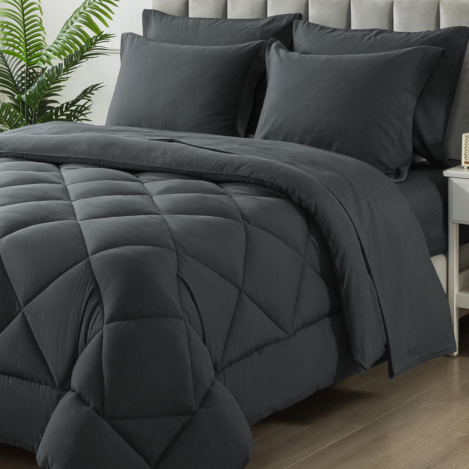 SameBed Queen Size Comforter Set, 7 Pieces Bed in a Bag, Bedding Sets with All Season Soft Quilted Lightweight Comforter, Flat Sheet, Fitted Sheet, 2 Pillow Shams, 2 Pillowcases, Dark Grey