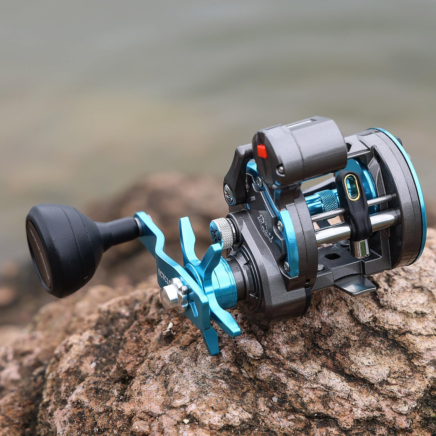 Burning Shark Fishing Reel Round Baitcasting Reel, Smooth Powerful Line Counter Reel, Saltwater Inshore Surf Trolling Reel, Conventional Reel for Catfish, Musky, Bass, Pike- ECTC15R