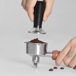 Coffee Tamper 58.5mm WDT Espresso Distribution Tool 2 In 1 Stainless Steel Tamper 7 Needles Stirrer with Extra 3 Replaceable Needles Aluminum Alloy Handle with Magnetic Black