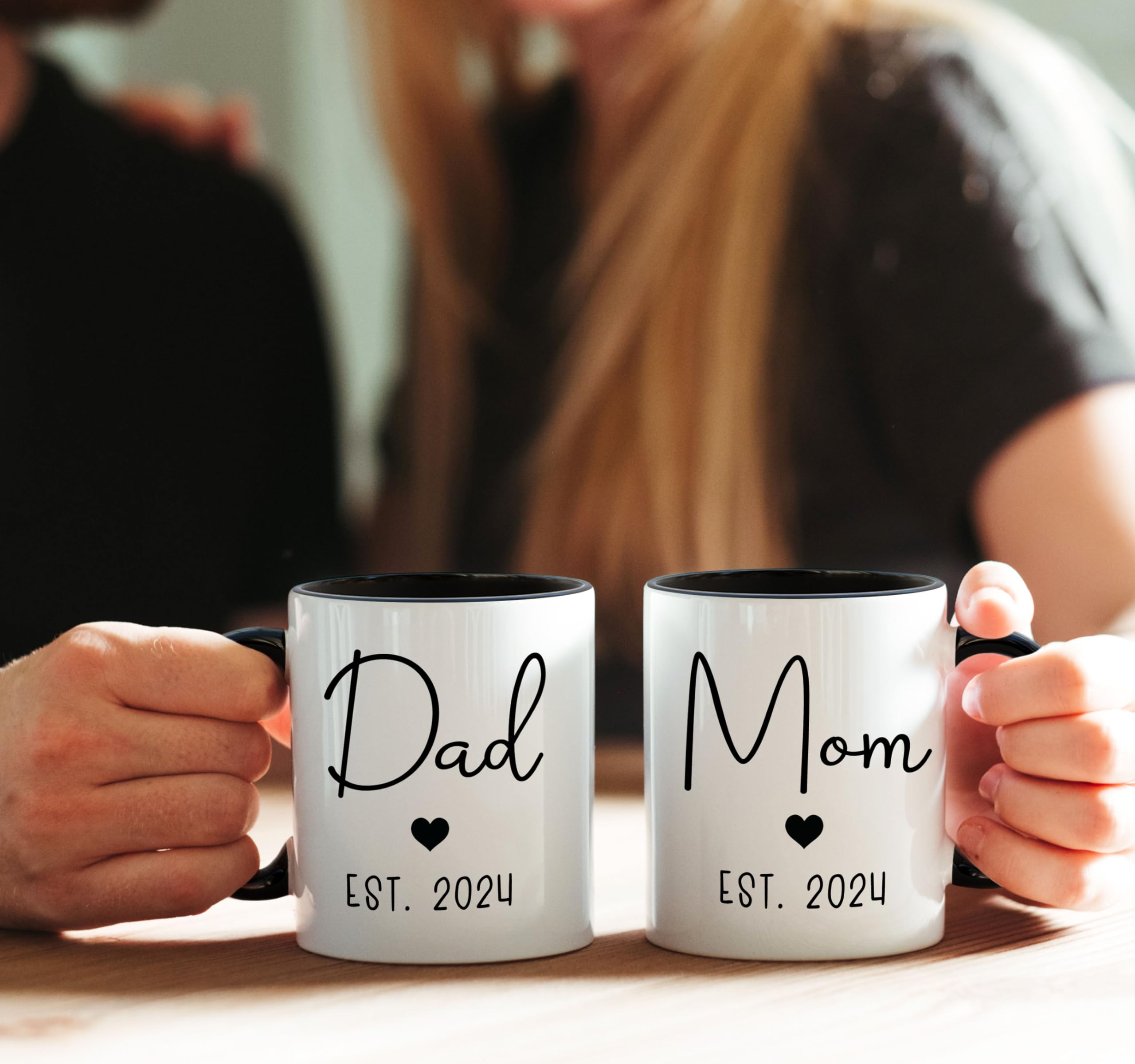 HomeBee Mom Dad Est 2024 Coffee Mug Set, New & Expecting Parents Gift for Couple, Pregnancy Announcement Gender Reveal Gift, Welcome Baby Congratulations Present, Mommy to Be First Time Daddy Cups