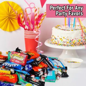 Bulk Holiday Candy Chocolate Individaully Wrapped Assortment Mix - Fun Size Treats Chocolates Candy Variety - Kit Kat, Dots, Welch’s Sweets for Kids and Adults (5 LB)