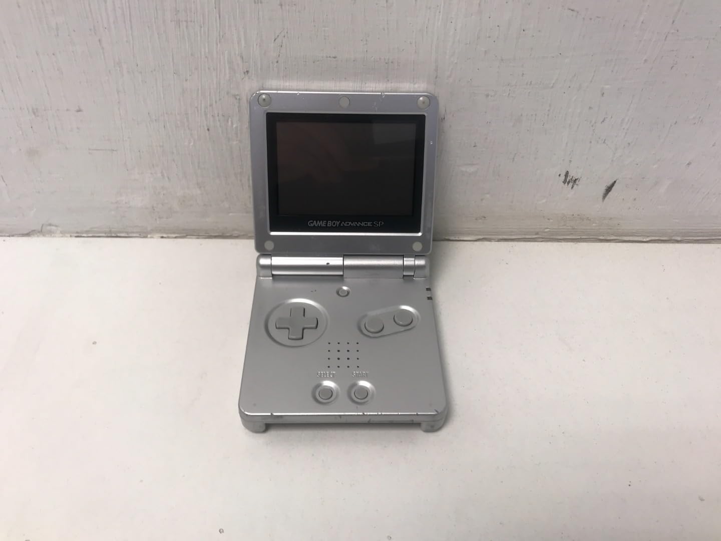 Nintendo Game Boy Advance SP - Platinum