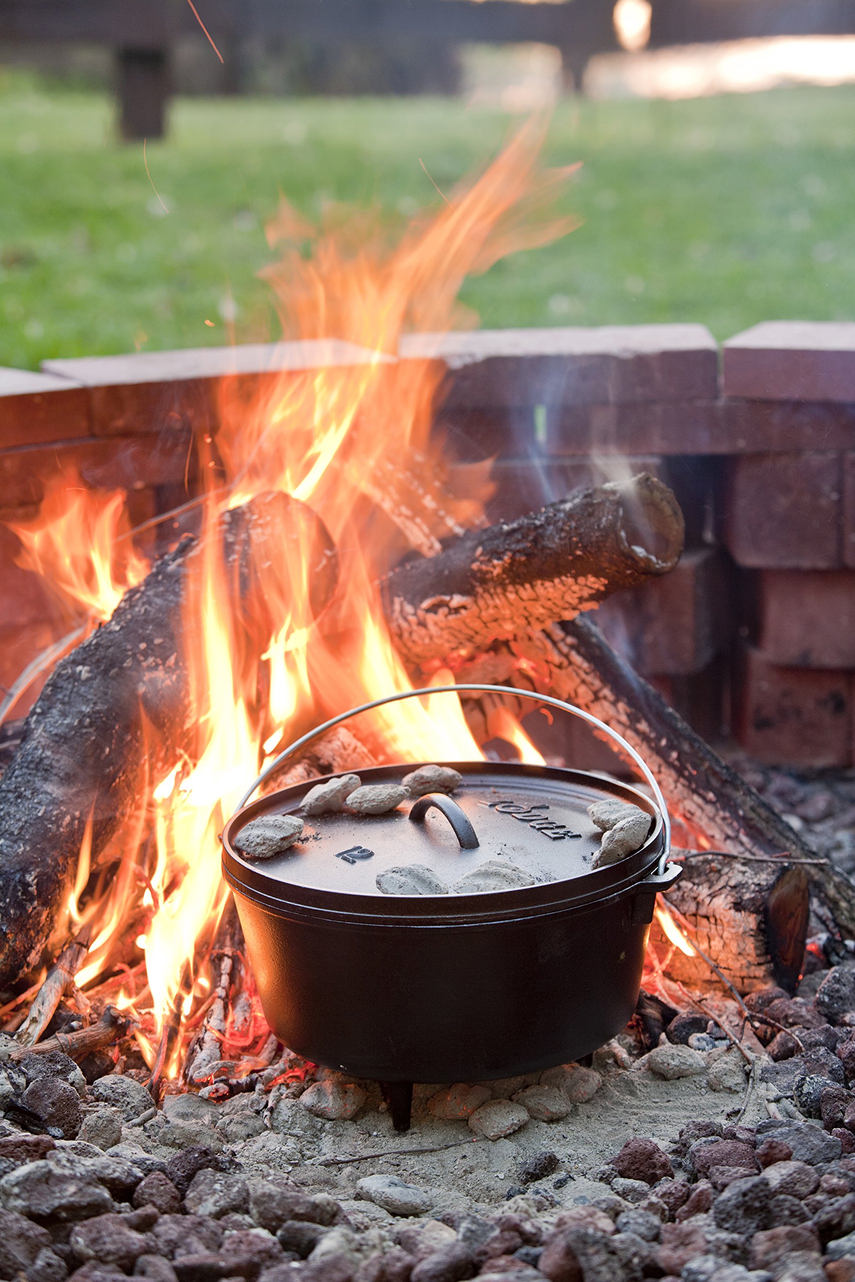 Lodge 8 Quart Pre-Seasoned Cast Iron Camp Dutch Oven with Lid - Dual Handles - Use in the Oven, on the Stove, on the Grill or over the Campfire - Black