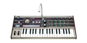 korg microkorg 37-key analog modeling synthesizer with vocoder