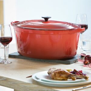 Le Creuset Enameled Cast-Iron 15-1/2-Quart Oval French Oven, Cherry