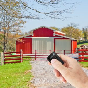 Mighty Mule Single Button Gate Opener Remote (FM135) , Black