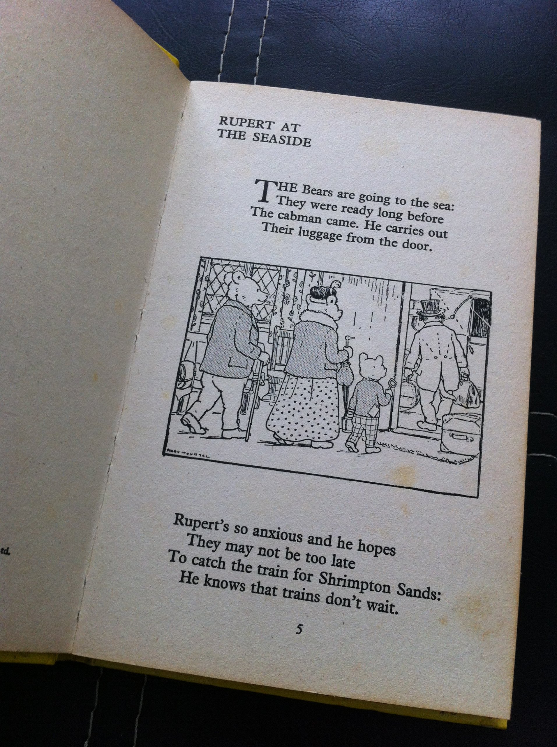 Rupert and Edward at the Circus - Rupert Little Bear Library (Woolworth) No. 04