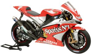 tamiya – 14100 yamaha yzr m1 2004 1/12