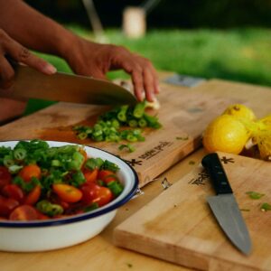 Snow Peak Folding Cutting Board and Knife Set, Chopping Block for Kitchen to Camp