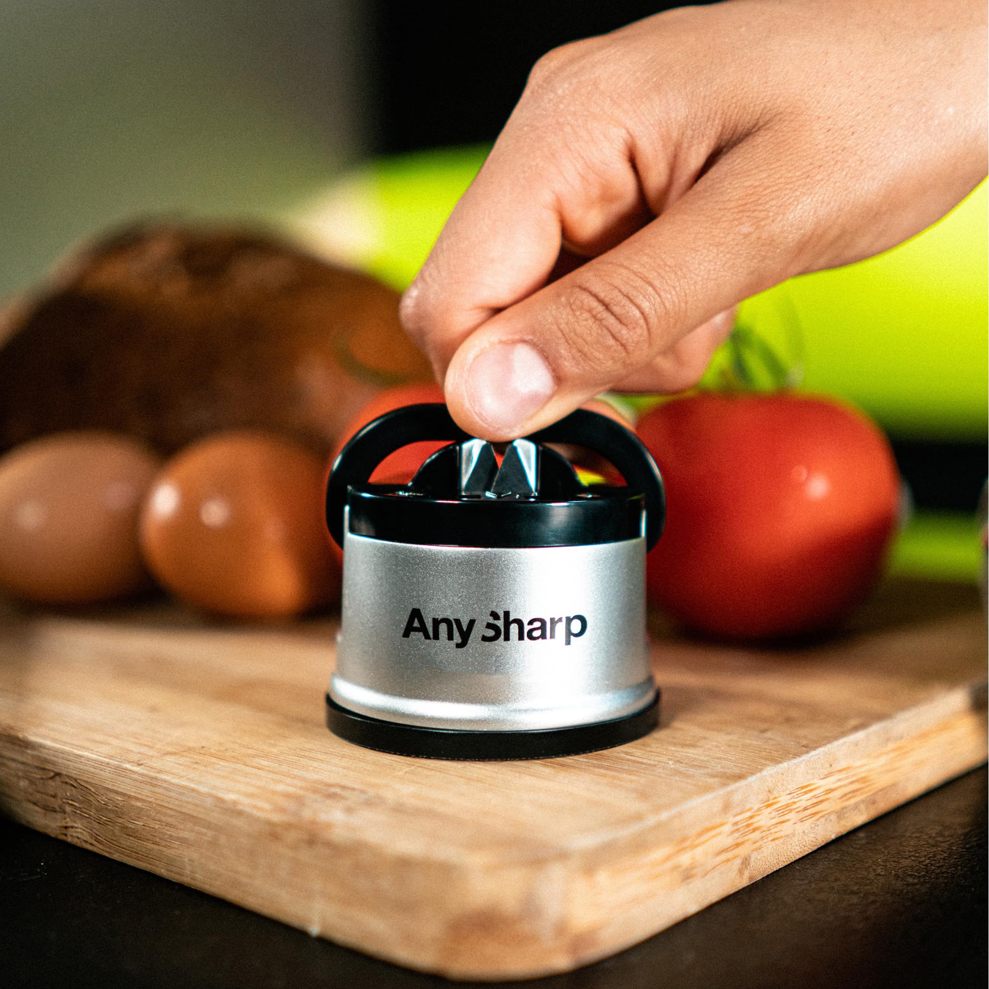 AnySharp Essentials - Knife Sharpener with PowerGrip - For Knives and Serrated Blades - Silver